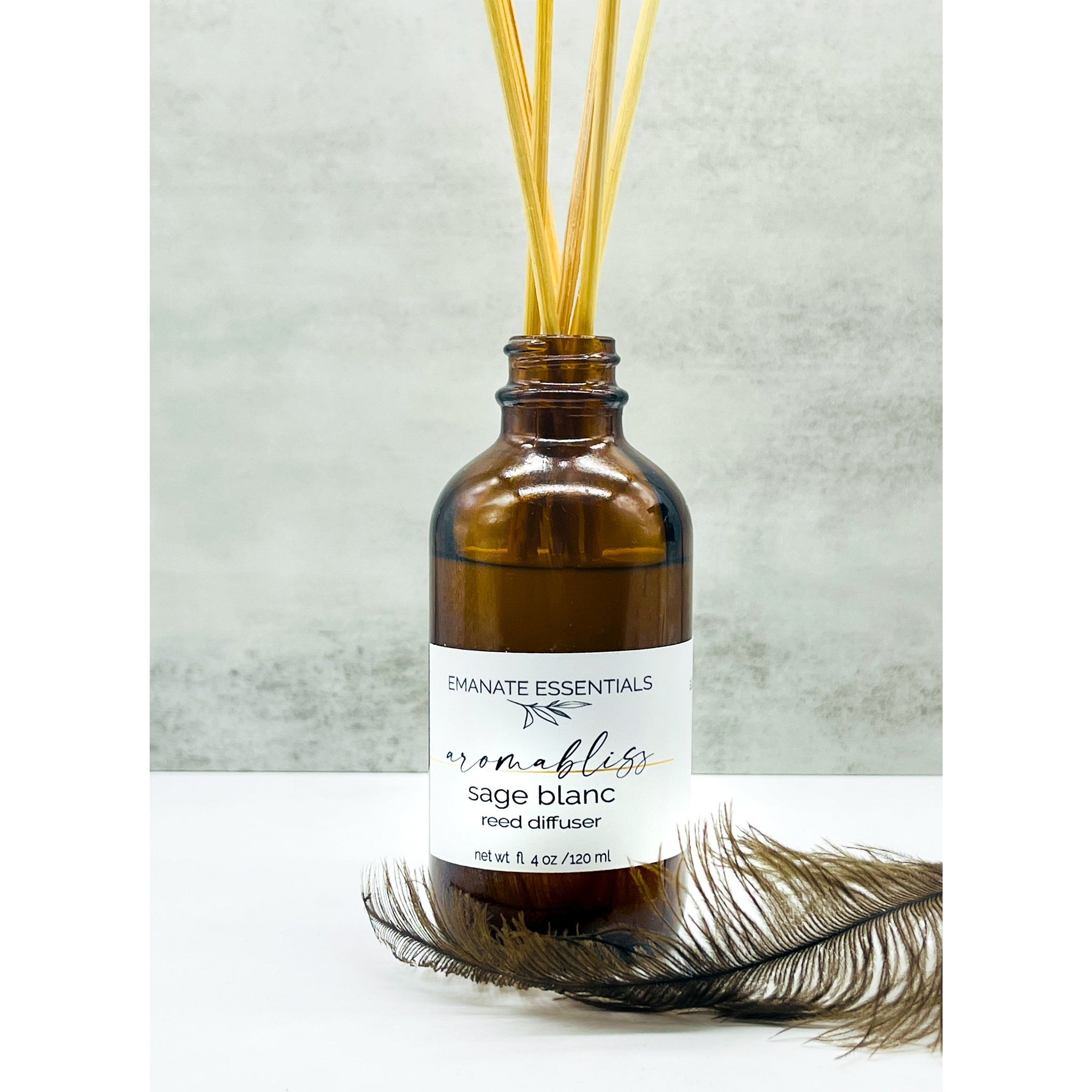 Light Gray Lavender Luxe Reed Diffuser